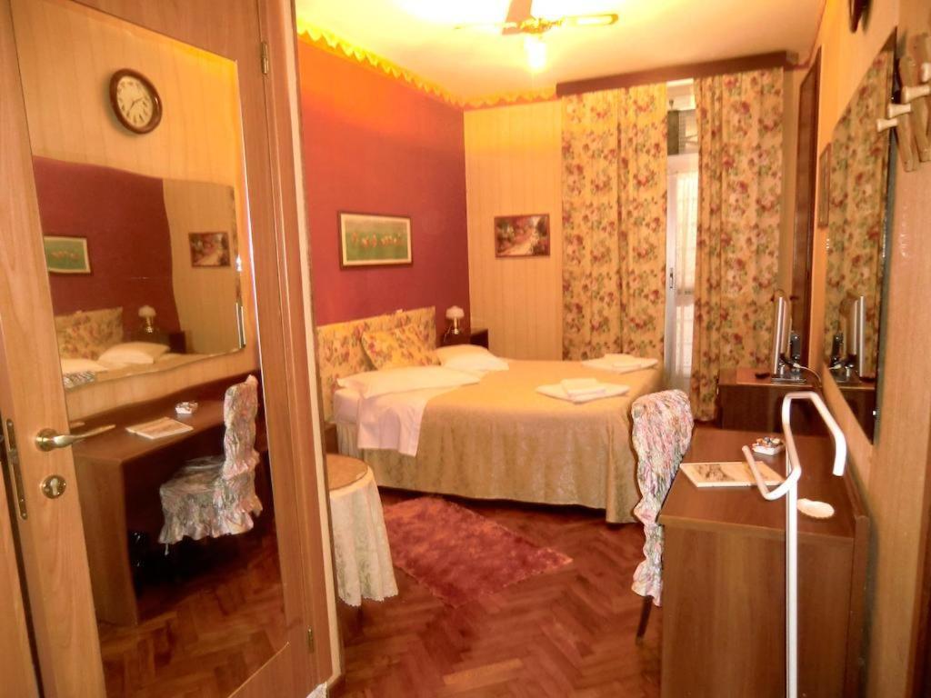 Hotel Sara